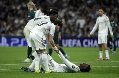 Какво става? Реал Мадрид изследвали грешното коляно и на още един играч