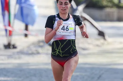 Сенанджи и Нинева защитават титлите си на шампионата по полумаратон