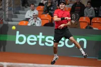 Иван Иванов на полуфинал в Испания 