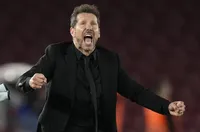 Край на сагата: Симеоне остава в Атлетико