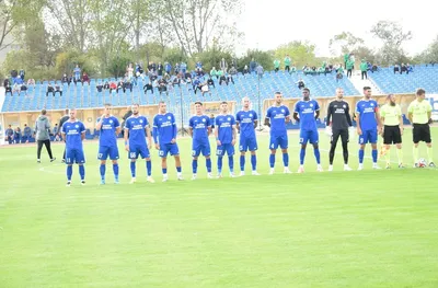 Прогноза: "Акулите" ще спрат лидера 