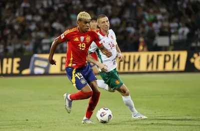 Барса призова Испания да освободи Ямал