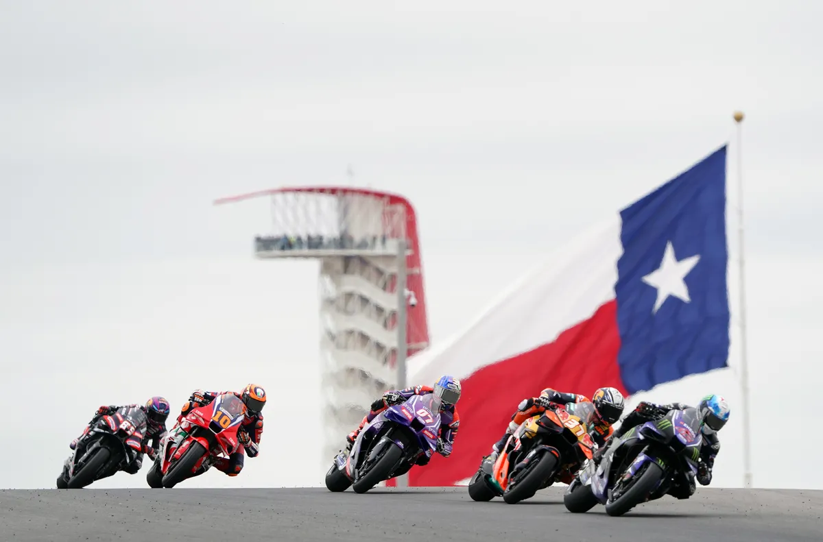 Хорхе Мартин триумфира в Остин след куп инциденти