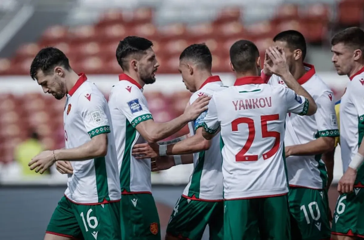 Националите с официална тренировка 24 часа преди финала