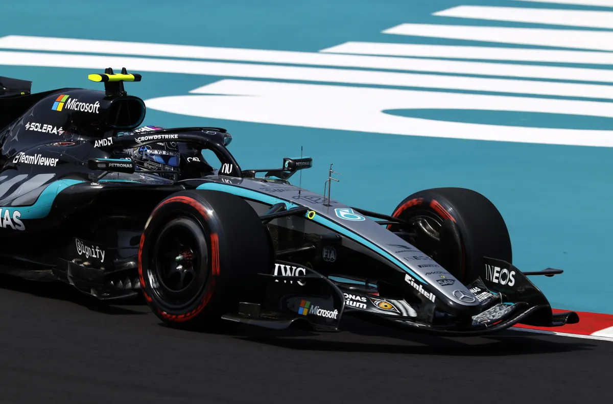 Антонели продължава да пише история във Формула 1