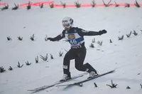 Зографски завърши сезона в Планица с изравнен национален рекорд