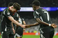 Райс и Сака се прибраха в Арсенал с контузии