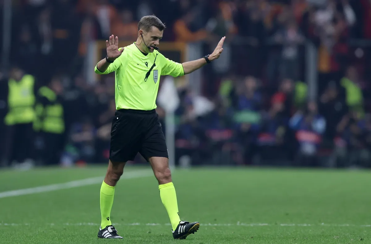 Италия изтръпна - Тюрпен ще свири баража с Босна и Херцеговина