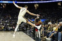 Виктор Уембаняма записа най-бързия "дабъл-дабъл" в историята на НБА 