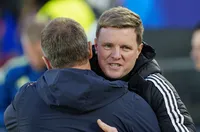 Трусовете в Нюкасъл не спират