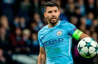 Агуеро се контузи на мач на ветерани, оперираха го 