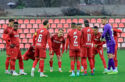 Всички "армейци" са на линия