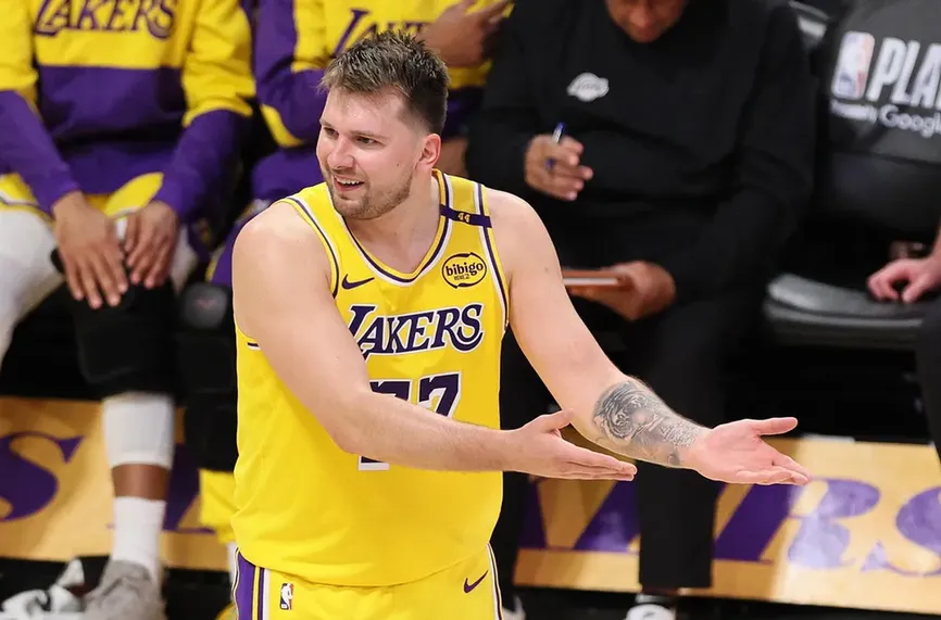 Дончич се контузи, под въпрос е за края на редовния сезон в НБА