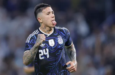 Агентът на Енцо Фернандес бесен след наказанието му