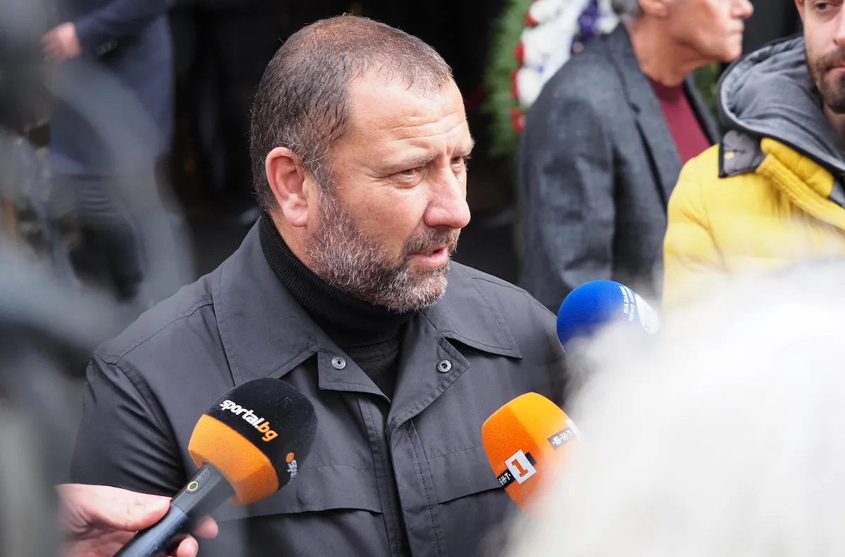 Кривия: Озлобяваме се към успелите хора