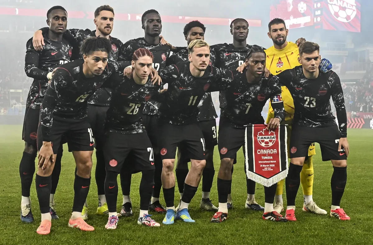 Канадските национали по футбол жегнаха „тифозите“