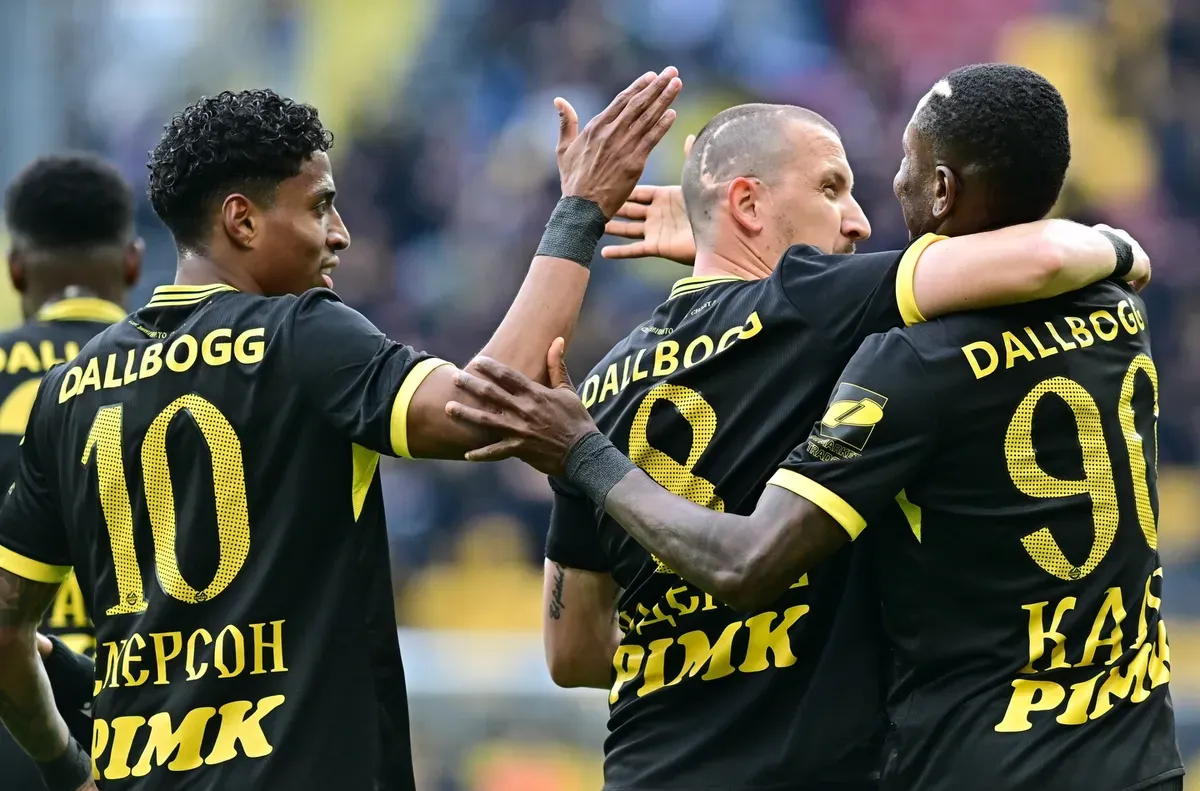 Ботев (Пд) е фаворит в дербито с Локо