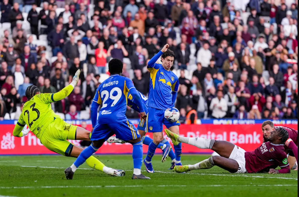 Лийдс и Груев са на 1/2-финал за ФА Къп след драма с дузпи! (ВИДЕО)