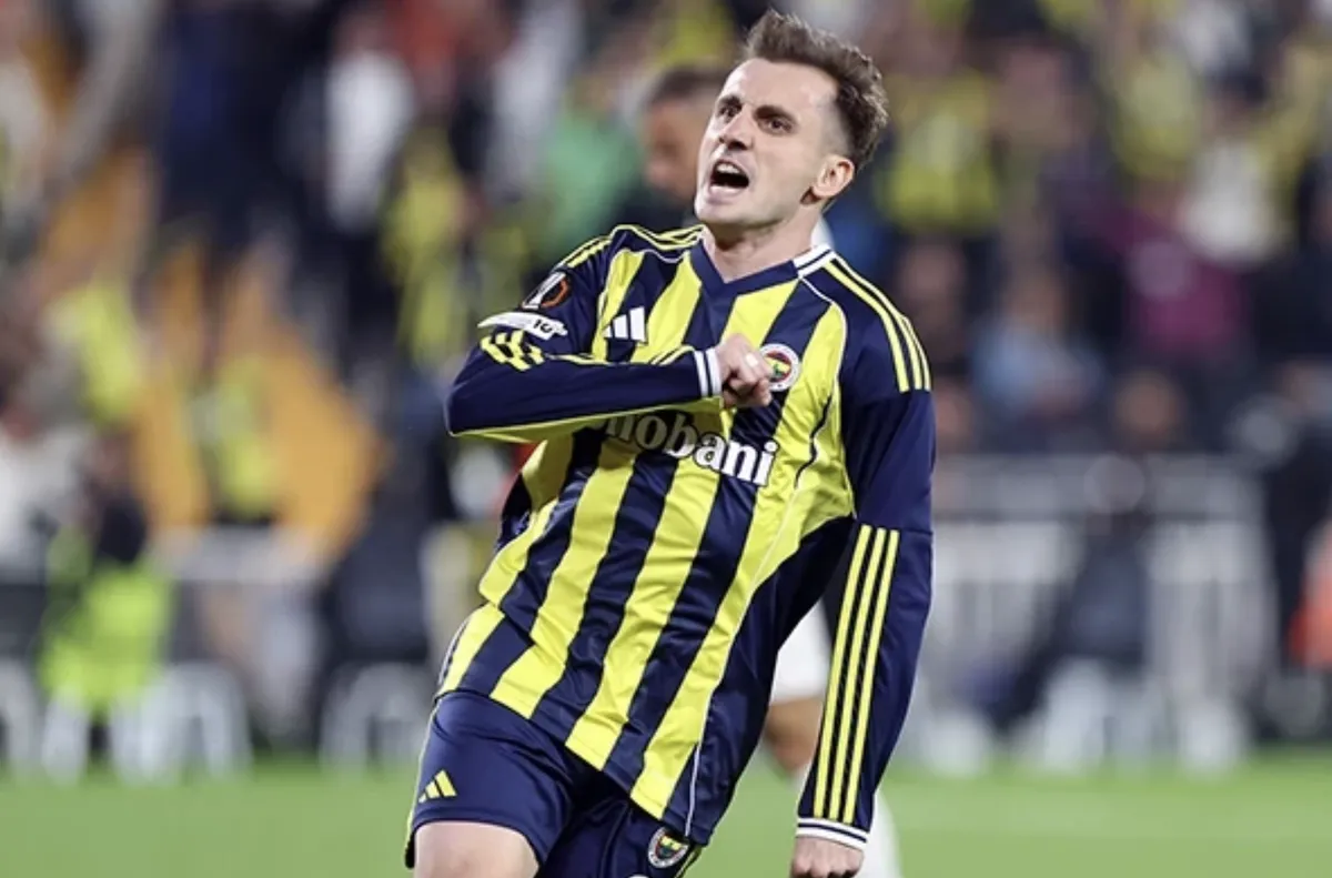 Каква драма! Фенербахче би Бешикташ в голямото дерби на кръга с дузпа в 101-ата минута (ВИДЕО)