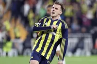 Каква драма! Фенербахче би Бешикташ в голямото дерби на кръга с дузпа в 101-ата минута (ВИДЕО)