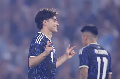 Барселона не се отказва от Хулиан Алварес