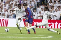 Реал Мадрид обмисля продажбата на френски полузащитник