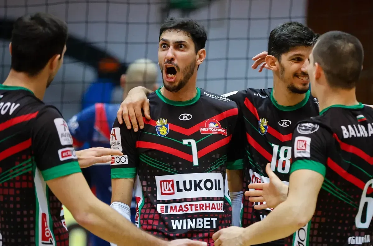 Нефтохимик 2010 с обрат над Локо Авиа и изравни серията