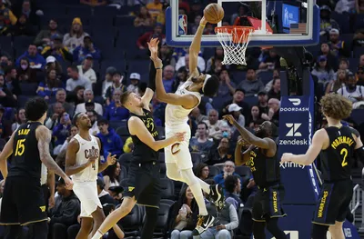 Денвър измъкна победата от Портланд след продължение в мач от НБА