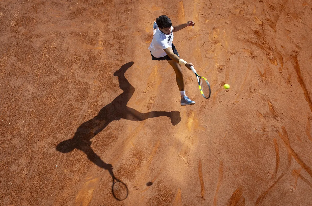 "Карлос Експрес" започна бързо в Монте Карло (ВИДЕО)