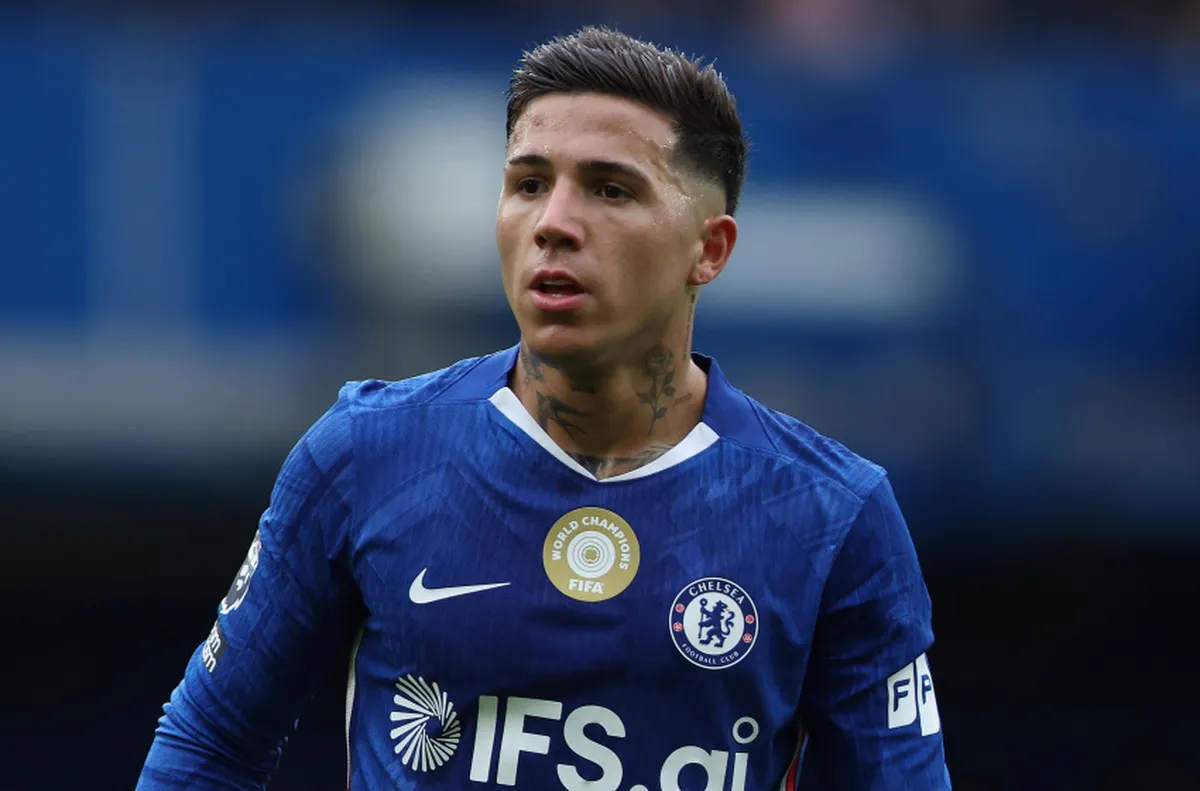 Челси ще задържи Енцо Фернандес, нещата между него и "сините" се изчистват