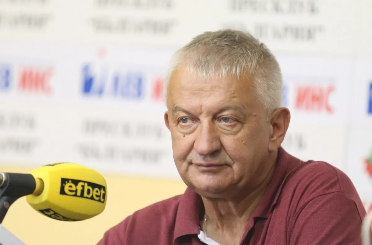 Крушарски: Няма да гледам дербито, защото знам какво ще стане