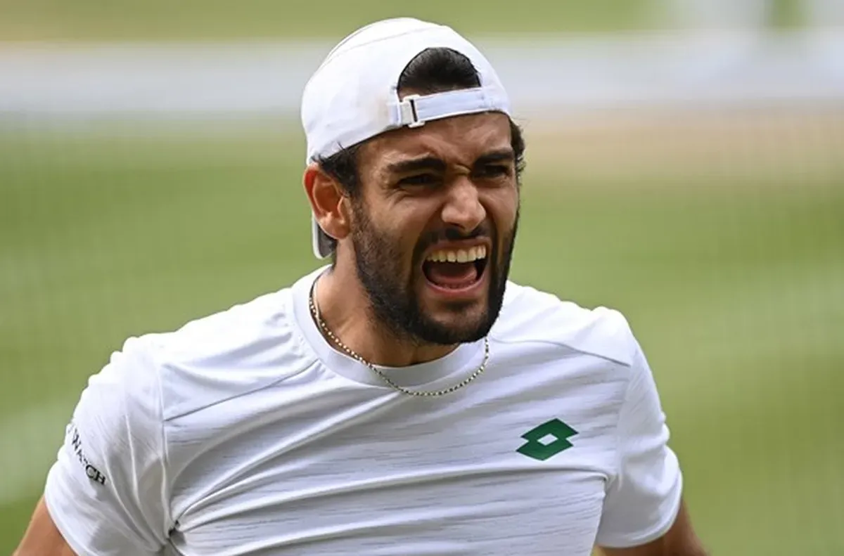 Беретини разби Даниил Медведев за 50 минути