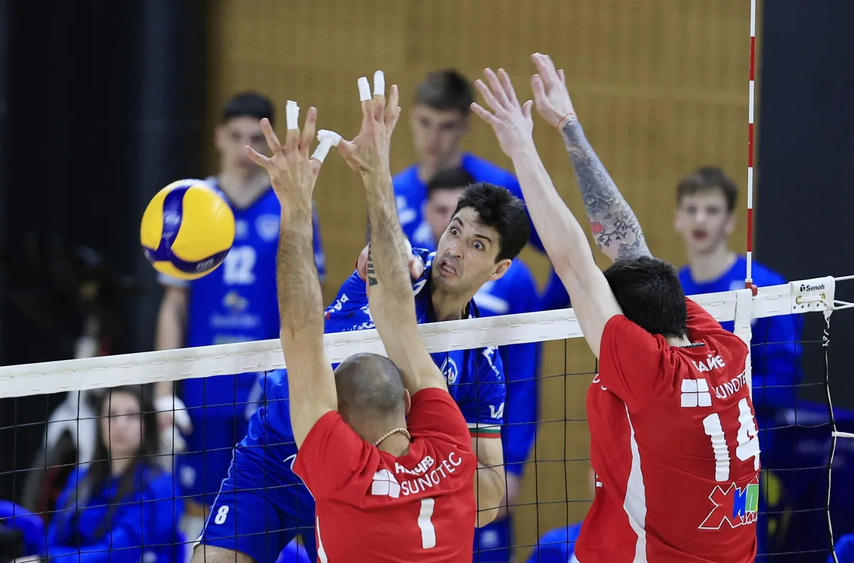 Левски е на победа от финала в efbet Супер Волей след 3:1 над ЦСКА