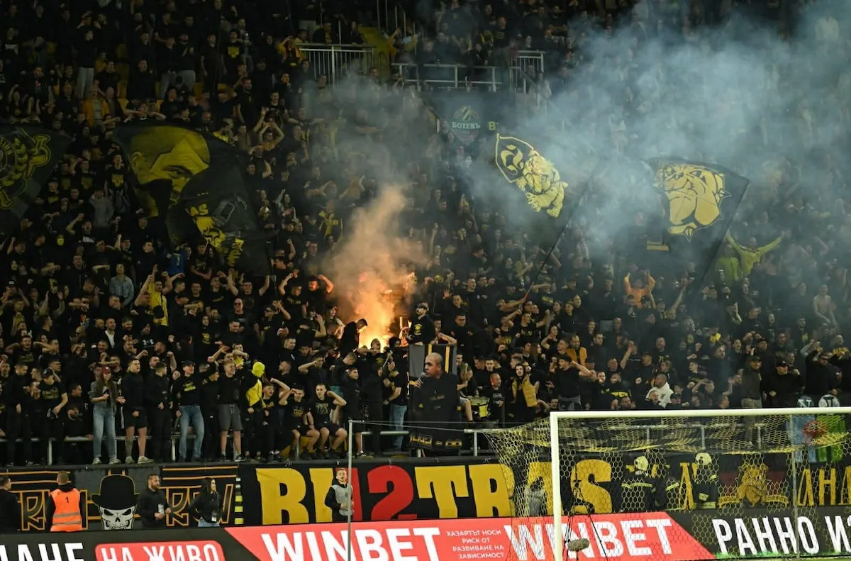 Дербито на Пловдив носи близо 10 000 евро глоби