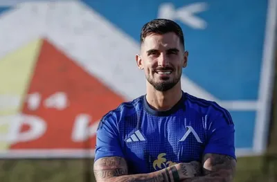 Вирус повали нападател на Левски