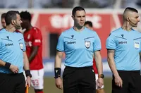 Мариян Гребенчарски с дебютен наряд за Вечното дерби