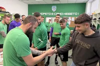 Ники Златев спечели турнир по борба с великденски яйца в Черно море