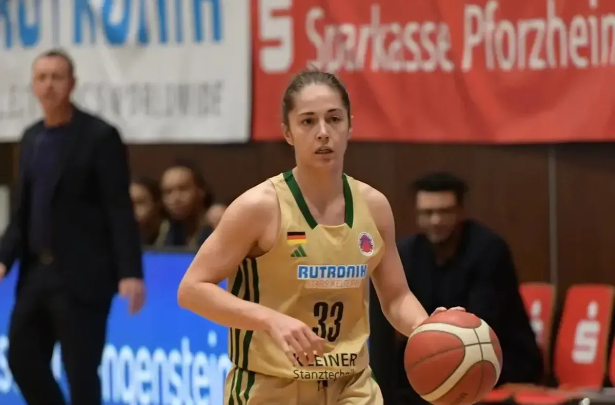 Баскетболна националка бие в Германия