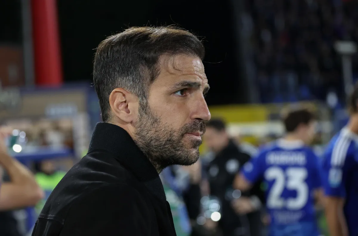 Фабрегас: Малко вероятно е да напусна Комо