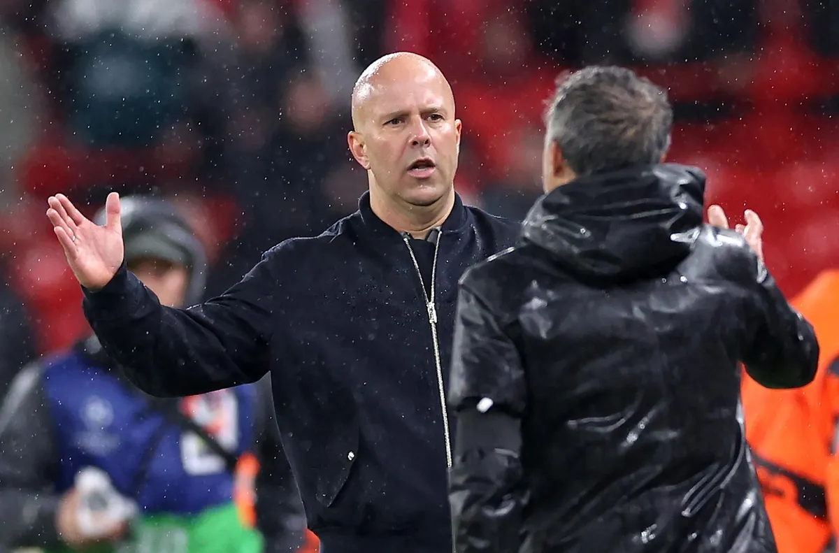 Арне Слот: Този сезон всички решения са срещу нас