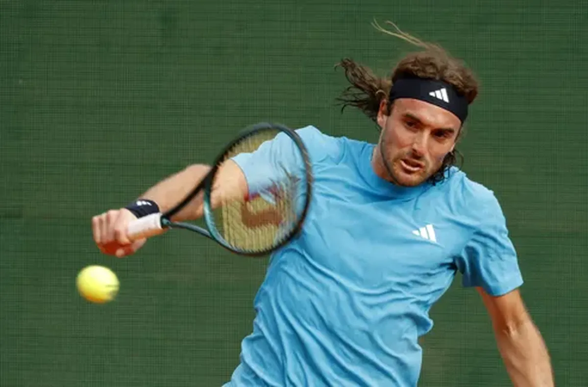 Срамът продължава: Циципас пропусна мачбол и отпадна на старта в Мюнхен