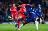 Челси е пред нов договор с Кайседо