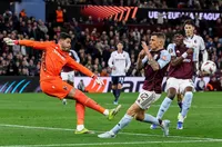 Астън Вила разгроми Болоня и е на полуфинал в Лига Европа