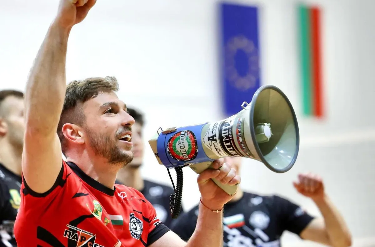 Локомотив Авиа зове феновете за подкрепа срещу Нефтохимик 2010