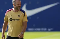 Ханзи Флик се разбра за нов договор с Барселона