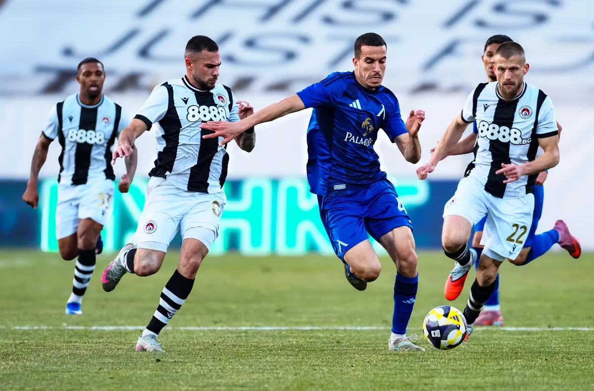 В Алжир: Халф на Левски вдигна много цената си