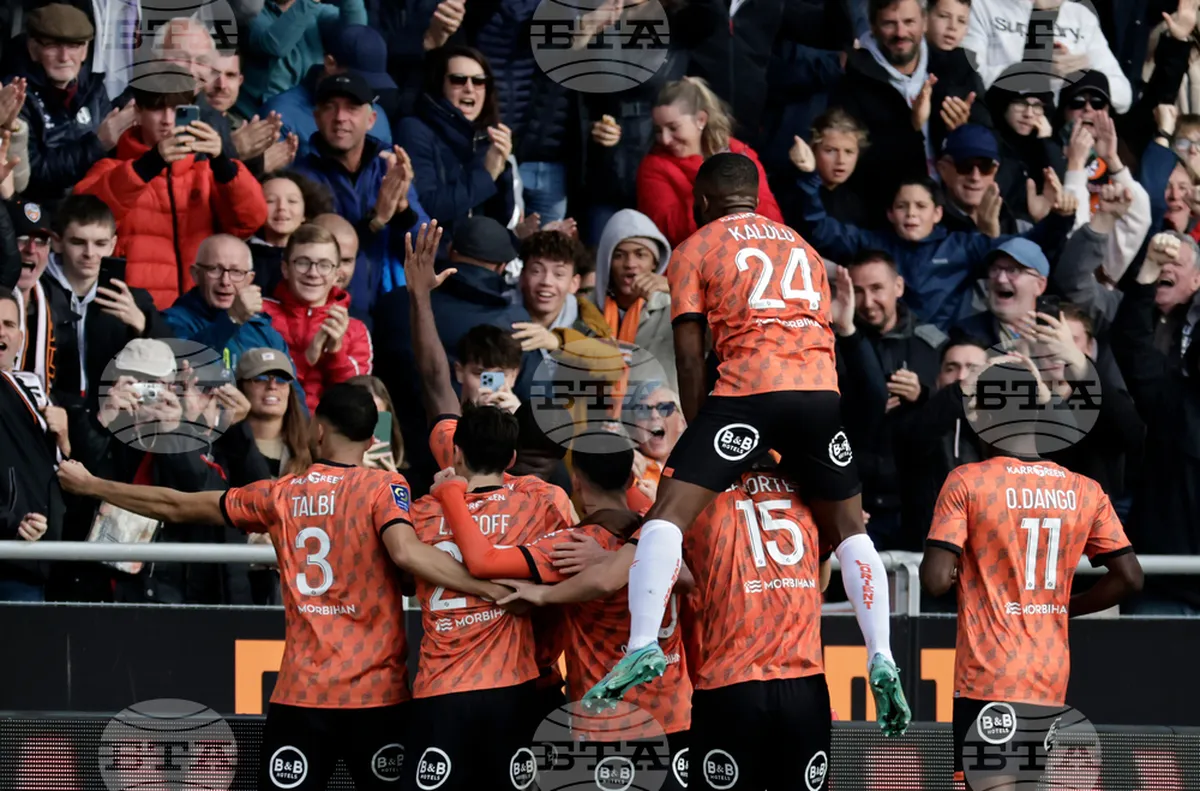 Лориен би Олимпик Масрисия