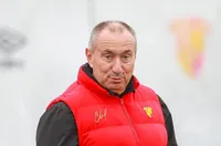 Мъри Стоилов почерпи Емил Костадинов с чай