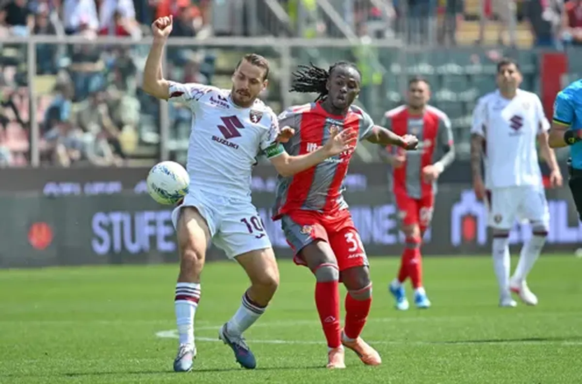 Кремонезе взе точка срещу Торино в битката за оцеляване в Серия А