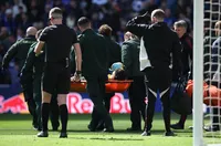 Слот с притеснителна новина след дербито